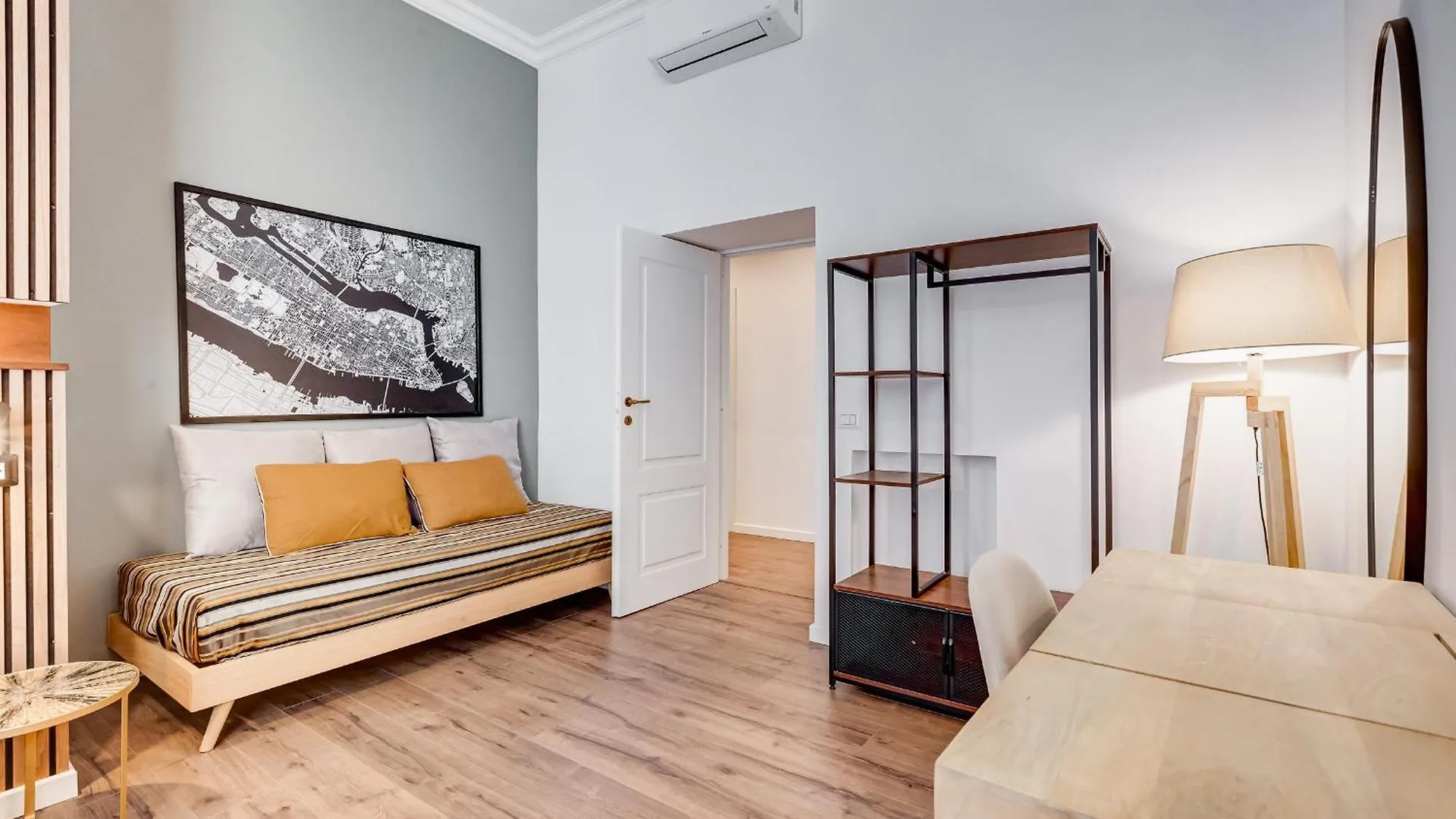 Bmga L Ottaviano Lux 3Bdr Apartment Roma 0*,  Itália